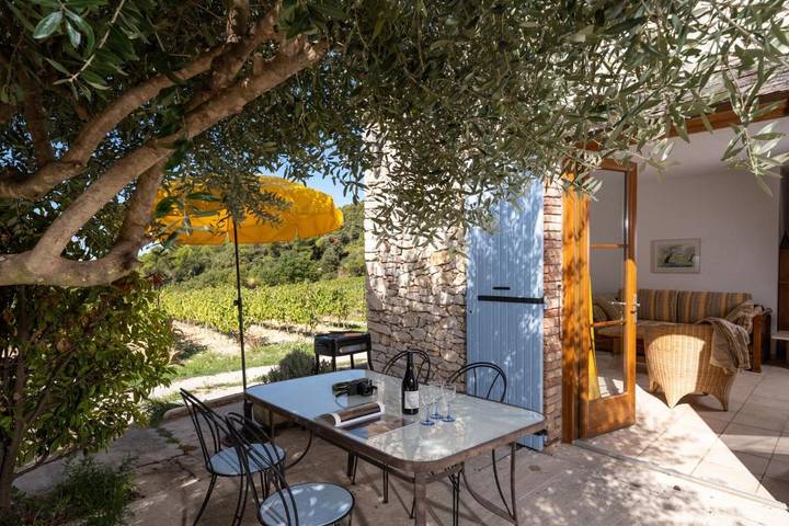 Gîte pour 2 personnes, avec vue et terrasse, animaux acceptés à Gigondas - 4