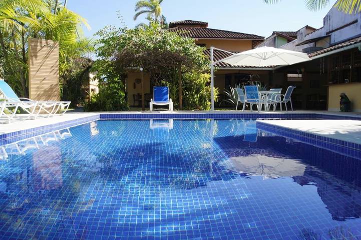 Pousadas para 2 pessoas, com sauna e piscina e ainda jardim em Paraty