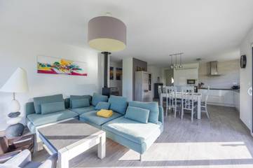 Location de vacances pour 8 personnes, avec jardin et terrasse à Sainte-Honorine-des-Pertes