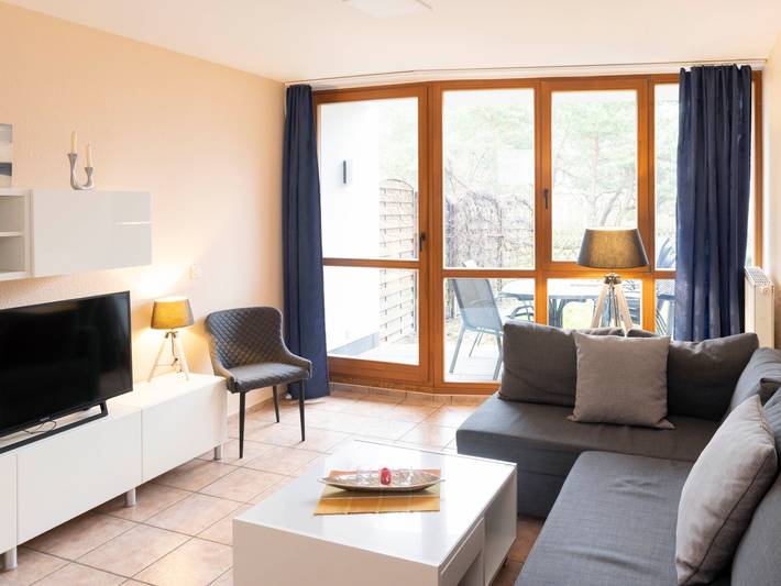 Ferienwohnung für 4 Personen, mit Balkon und Terrasse sowie Garten in Lubmin - 2