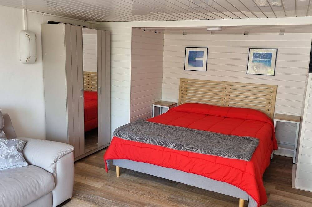 Independent studio, 32 m2, a few minutes from Préchacq and Dax in Montfort-en-Chalosse, Dax en omgeving