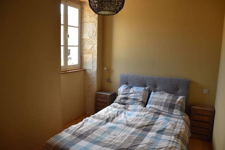 Location de vacances pour 6 personnes, avec terrasse et jardin à Brigueil-le-Chantre - 2