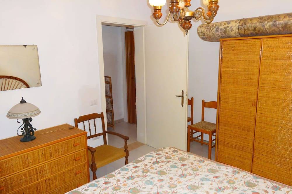 Apartamento entero, Apartamento Ibiza de 4 a 6 plazas 450 metros de arena Lido Marini in Lido Marini, Golfo de Tarento