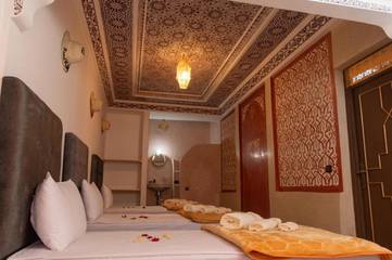 Maison d’hôte pour 21 personnes, avec terrasse et vue à Marrakech