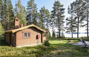 Ferienhaus für 9 Personen, mit Terrasse und Garten sowie Seeblick in Schweden