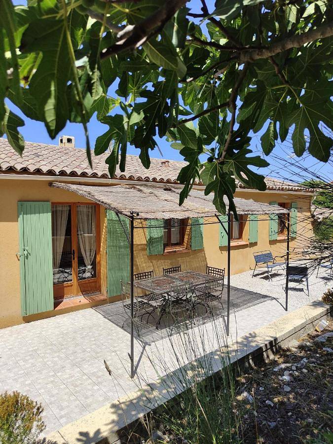 Location de vacances pour 6 personnes, avec jardin et terrasse à Ginasservis - 3