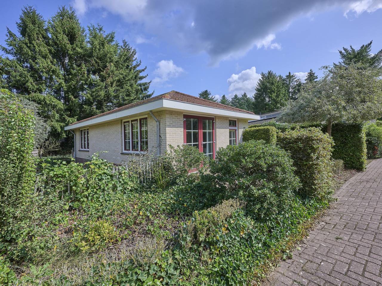 Geräumige Ferienvilla am Rande des Waldes in Putten, Veluwe
