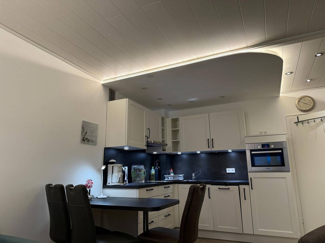 Ganze Wohnung, Strandnah Haus Nordland " App. 76" Entspannung pur, mit beheiztem Pool & Sauna! in Westerland, Sylt (Gemeinde)