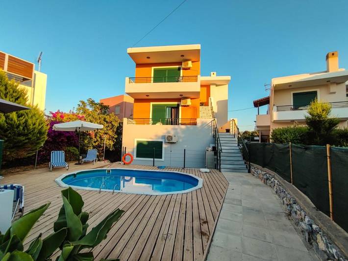 Ferienhaus für 13 Personen, mit Garten und Ausblick sowie Pool
