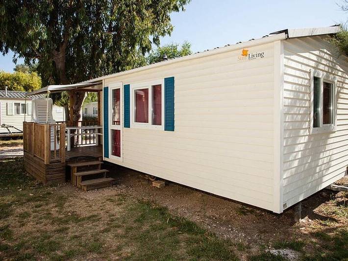 Camping pour 4 personnes, avec bassin pour enfant dans les Bouches-du-Rhône - 4