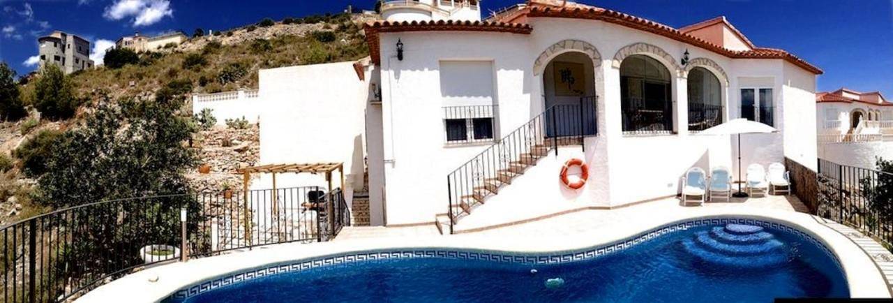 Casa rural para 6 personas, con vistas además de piscina y jardín, Se admiten mascotas en Pedreguer - 4