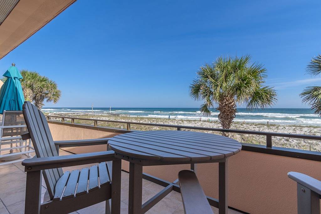 Ganze Wohnung, Aegean 203 by Salt Water Vacations in Destin, Emerald Coast