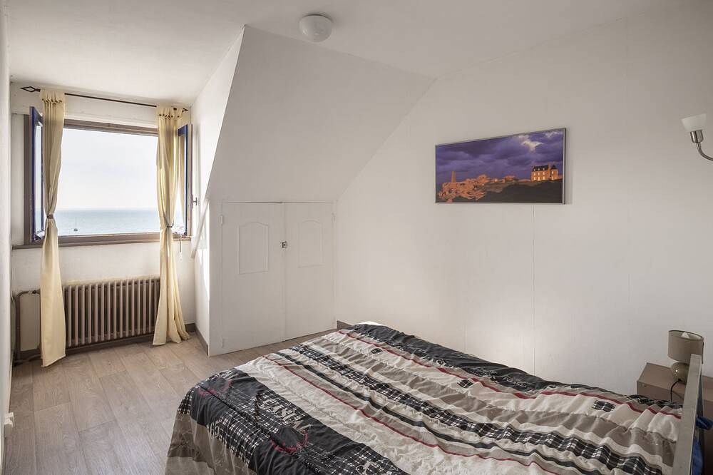Rental in Cancale with exceptional sea view for 10 people in Cancale, Mont-Saint-Michel-Bucht