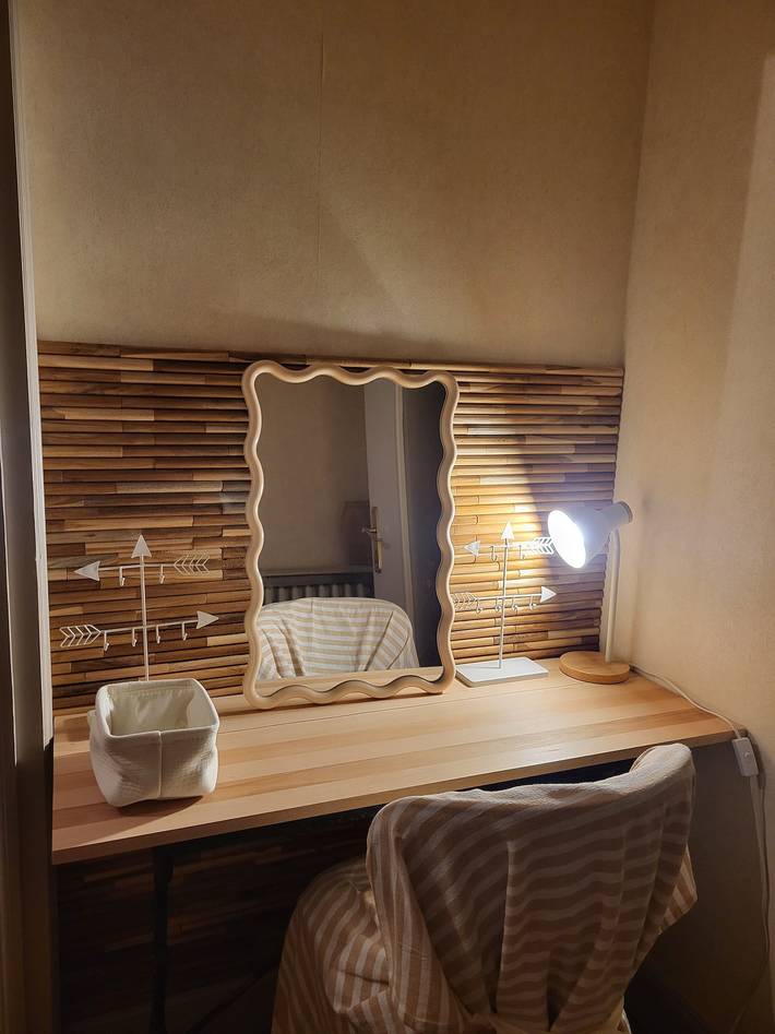 Appartement entier, Cozy Apartment in Millau  Private Terrace, Pouncho in Millau, Parc naturel régional des Grands Causses