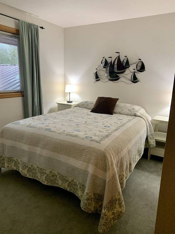 Relax by Priest Lake your cozy retreat within 2 miles to Elkins and the lake in Kaniksu Nationalwald