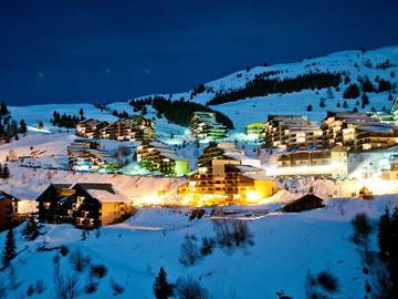 Camping pour 6 personnes, animaux acceptés dans l' Isère