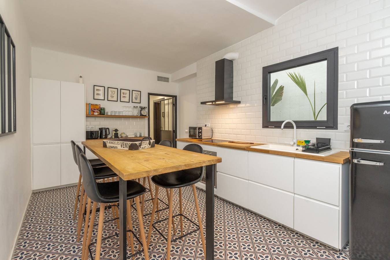 Ganze Wohnung, Ferienwohnung für 6 Personen mit Terrasse in Calella, Costa del Maresme