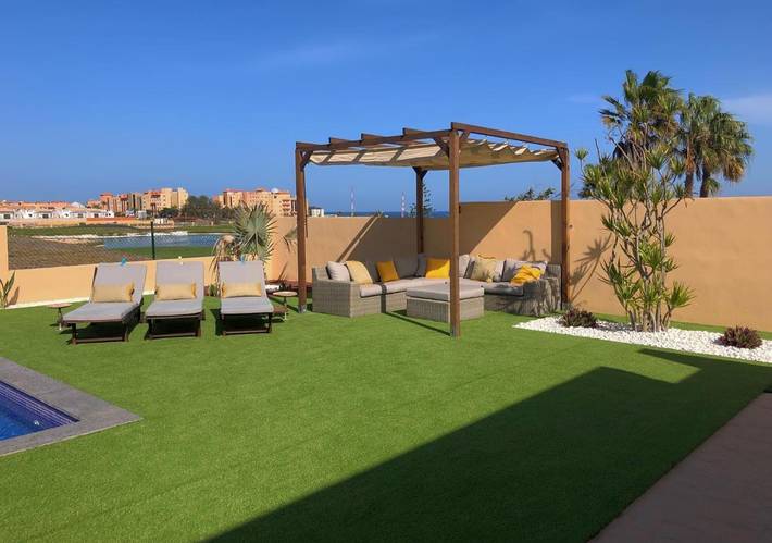Chalet para 8 personas, con jardín y vistas al lago además de piscina y vistas en Fuerteventura - 4