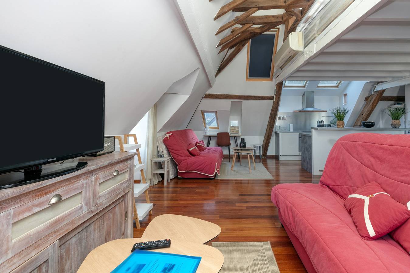 Appartement entier, Appartement 'Aiguillon' avec vue sur la mer et climatisation in Le Croisic, Côte d'Amour