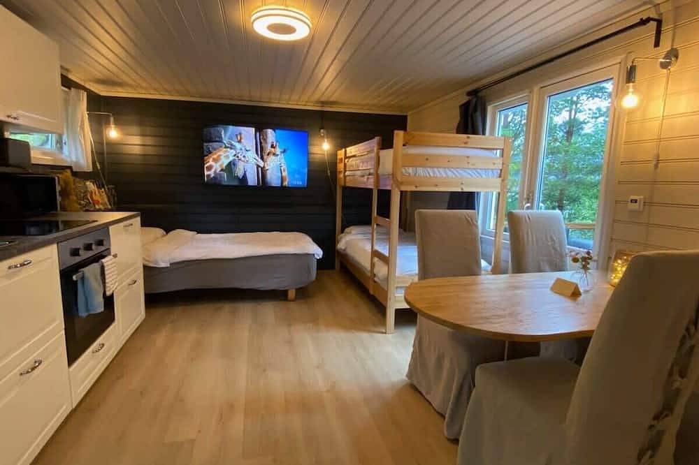 Kveldsro cabin in nice surroundings in Kristiansand