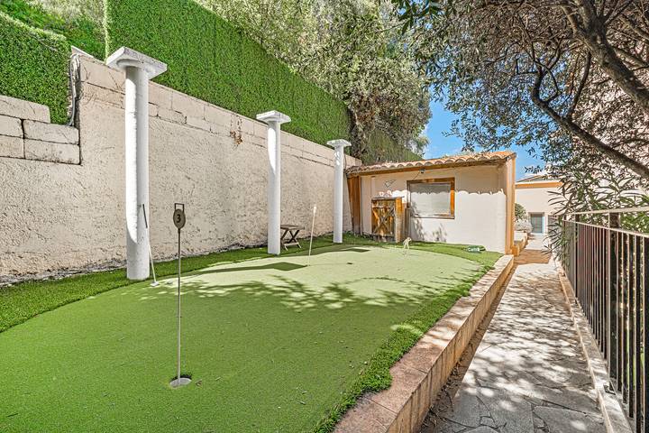 Apartamento entero, 625 Liberation - Lot 2 in Saint-Laurent-du-Var, Costa mediterránea (Francia)