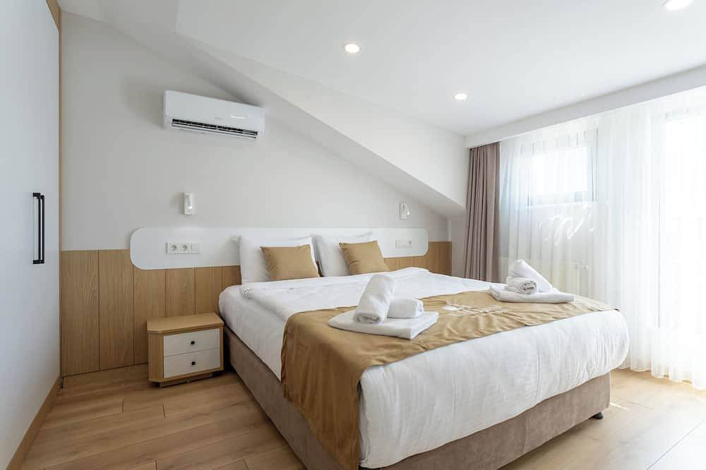 Entire apartment, Rooftop Flat in Şişli Built 2025 in Şişli, Istanbul