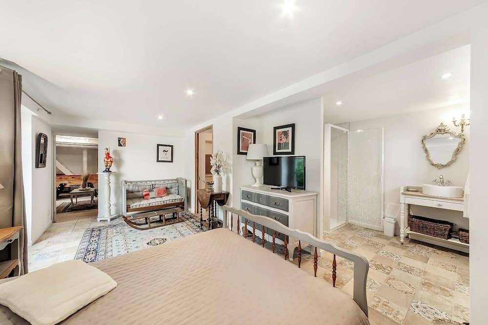Ganze Wohnung, Escale Pro & Wellness Private Studio in Ombrée-d'Anjou, Segré und Umgebung