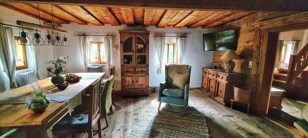 Ferienhaus für 8 Personen, mit Balkon und Terrasse sowie Garten in Dienten am Hochkönig