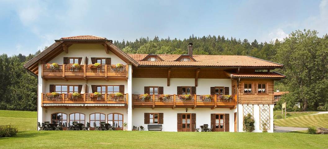 Ferienwohnung für 2 Personen, mit Balkon und Balkon/Terrasse sowie Terrasse in Spiegelau