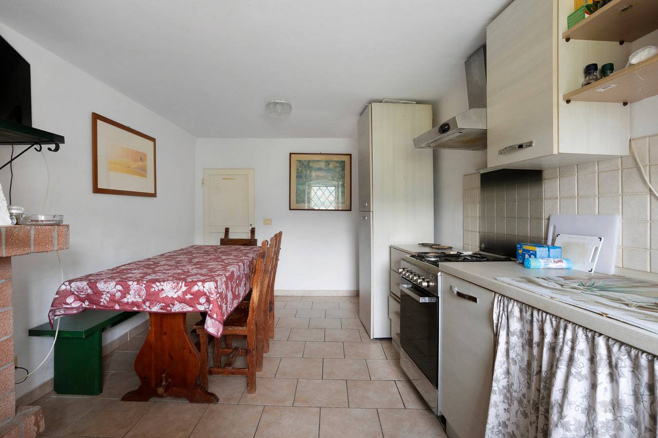 Vakantiehuis 'Casa Di Luciana' met balkon en wifi in Castelnuovo Magra, Italiaanse Rivièra