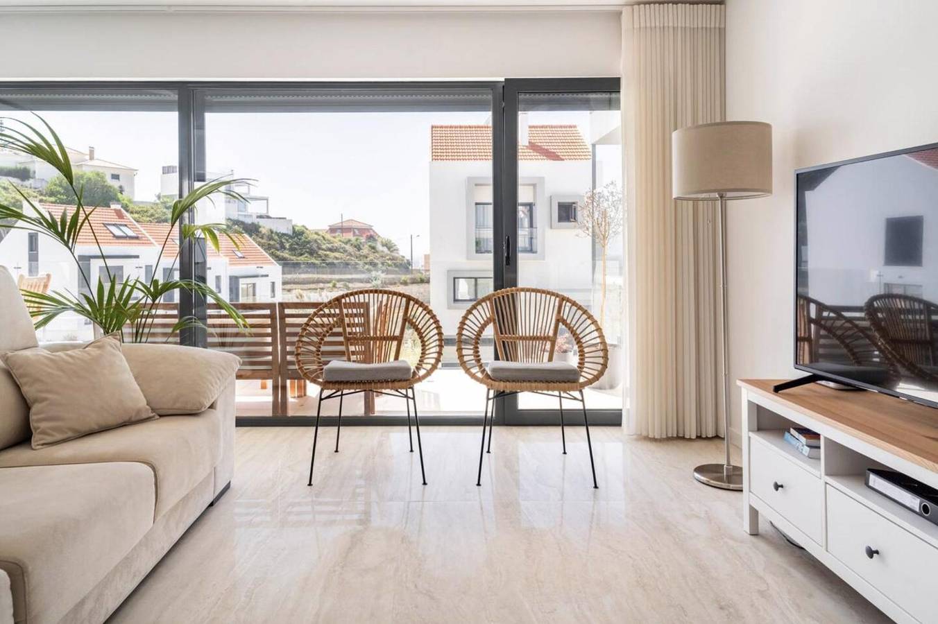 Villa for 8 people with balcony in Praia dos Pescadores (Ericeira), Ericeira