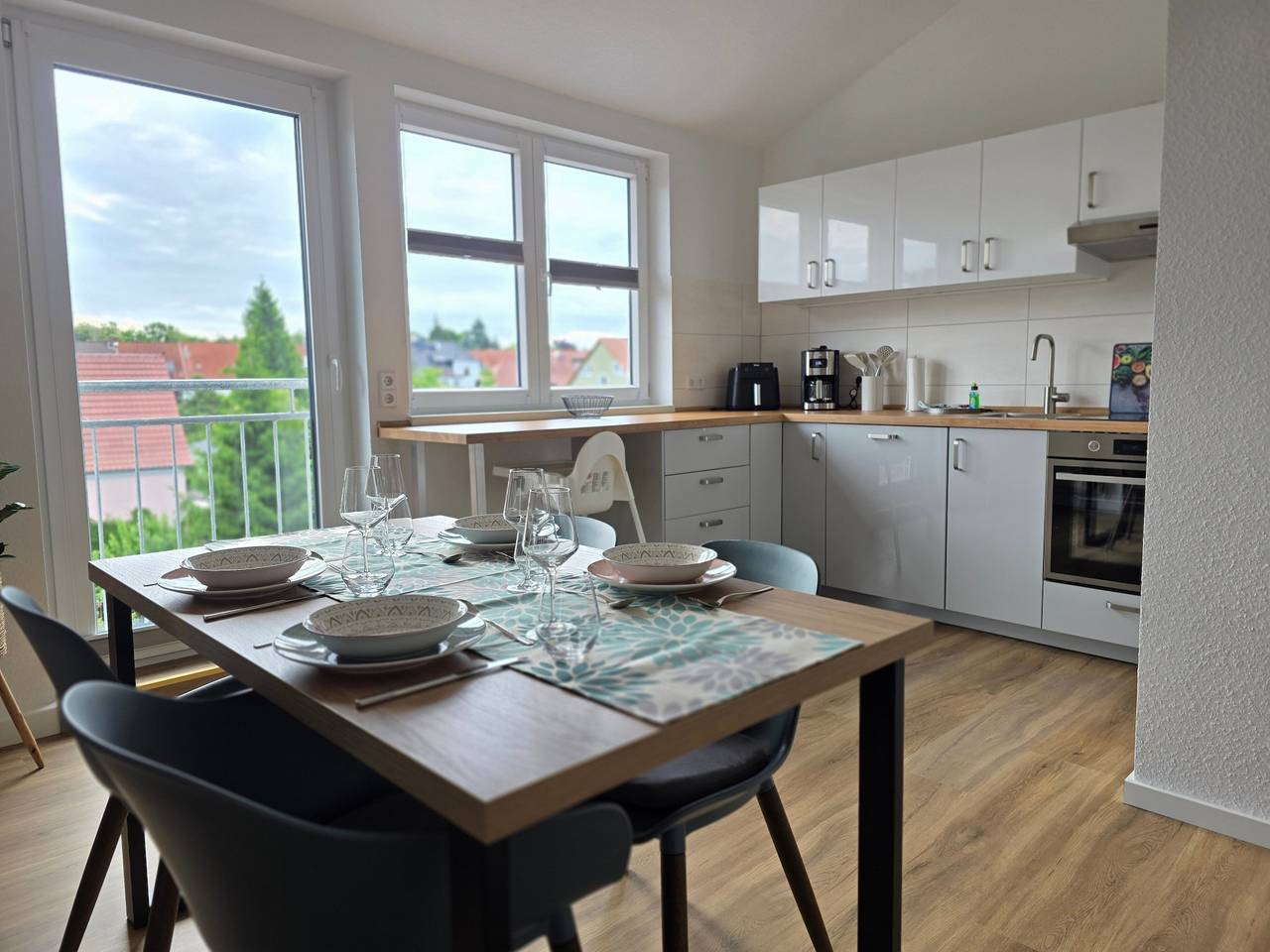 Ganze Wohnung, Apartment Rückerts Gartenblick mit Gemeinschaftsgarten in Nordhausen, Harzvorland