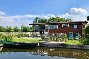 Gîte pour 2 personnes, avec piscine ainsi que jardin et terrasse dans Breukelen