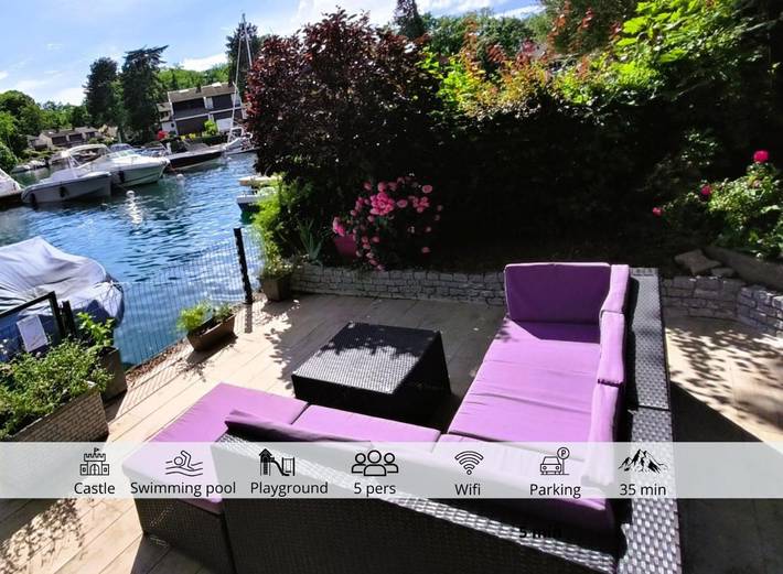 Location de vacances pour 5 personnes, avec terrasse et piscine ainsi que vue sur le lac et vue dans Port Ripaille