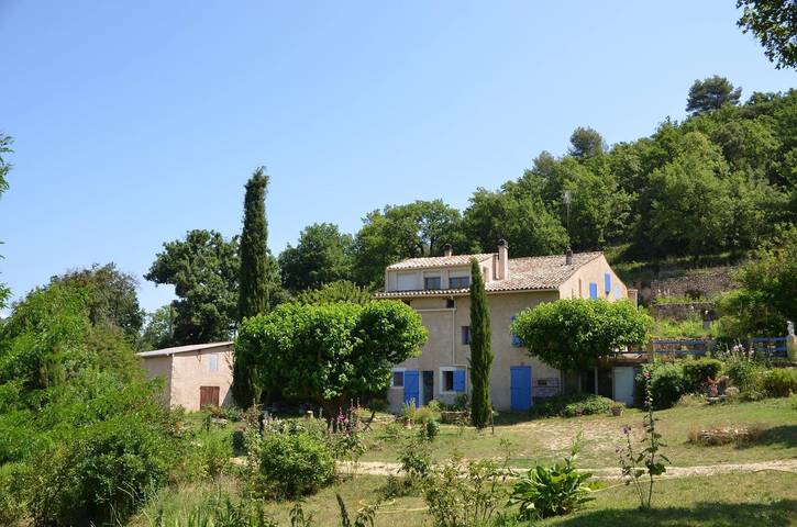 Studio pour 4 personnes, avec Jardin