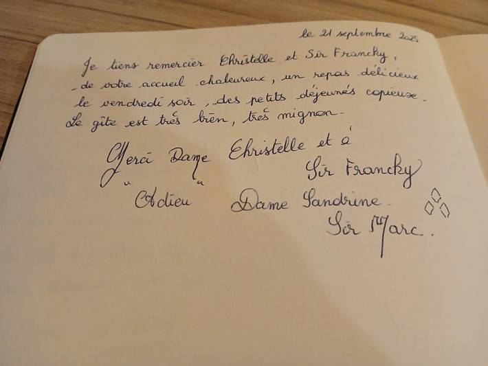 Location de vacances pour 2 personnes, avec jardin et terrasse ainsi que jacuzzi et piscine à Mortagne-sur-Sèvre - 3