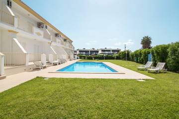 Villa voor 9 Personen in Olhos de Água, Faro District, Afbeelding 1