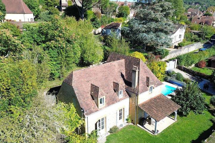 Ferienhaus für 6 Personen, mit Terrasse und Garten sowie Whirlpool in Domme