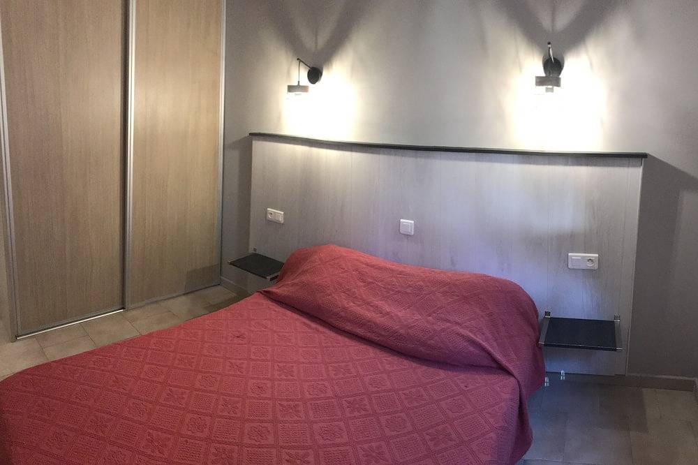 Ganze Wohnung, Ruhige Wohnung, Grundstück 5000 qm, ideal gelegen, Strand Pinarello in Zonza, Sartène und Umgebung