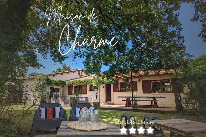 Location de vacances pour 10 personnes, avec Terrasse et Jardin à Parempuyre
