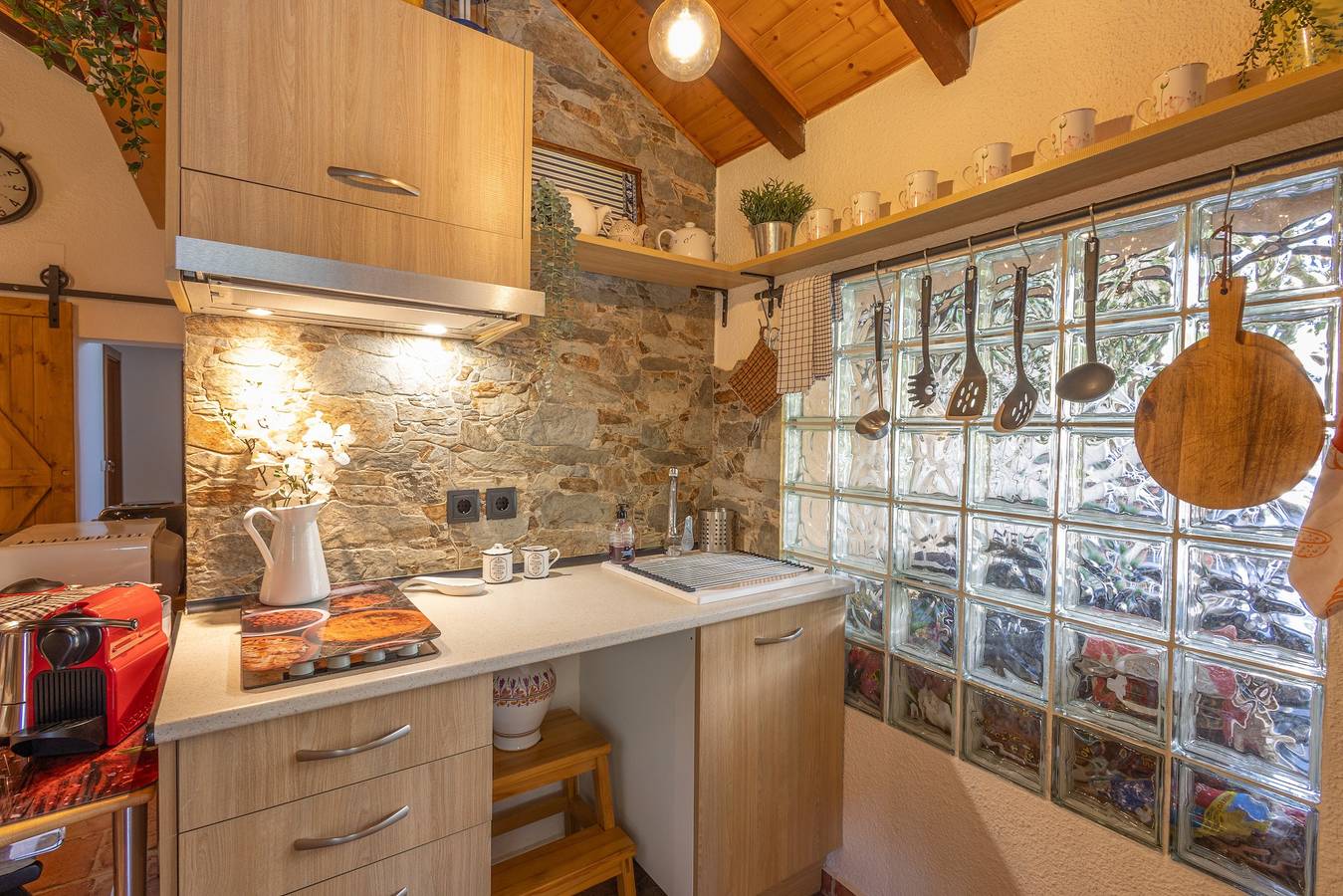 Landelijke cabaña 'La Casita de la Font del Bosc' met Spa – Volledig huis, foto 15