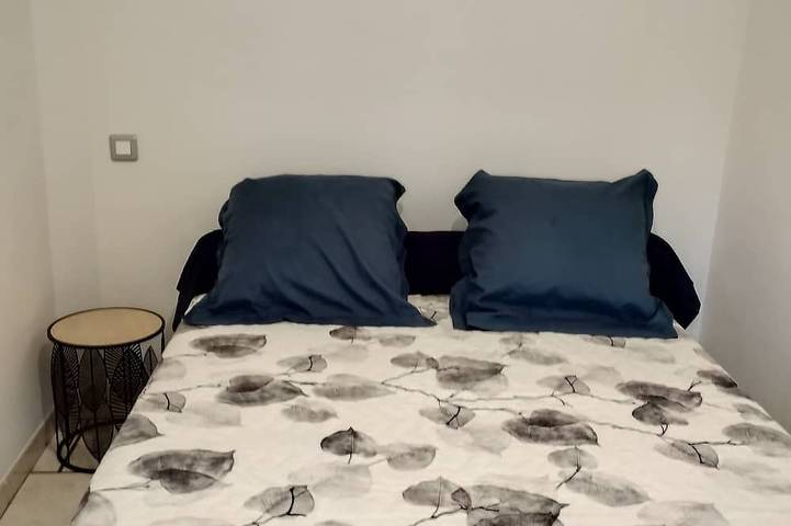 Gîte pour 4 personnes, avec jardin à Pia - 2