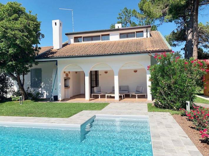 Ferienwohnung für 6 Personen, mit Pool und Terrasse sowie Garten - 1