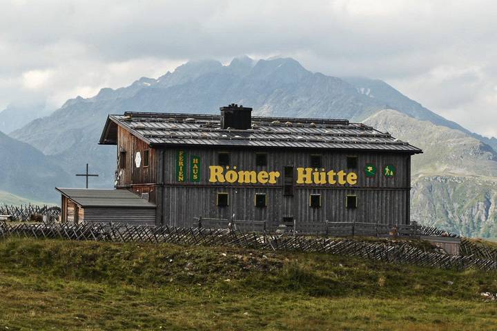 Hütte für 25 Personen, mit Ausblick und Garten sowie Sauna in Heiligenblut - 2