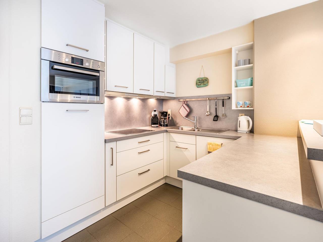 Geheel appartement, Mooi appartement direct aan het strand in Koksijde-Bad, Koksijde