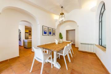 Villa in Cala Barques, Pollença für 14 