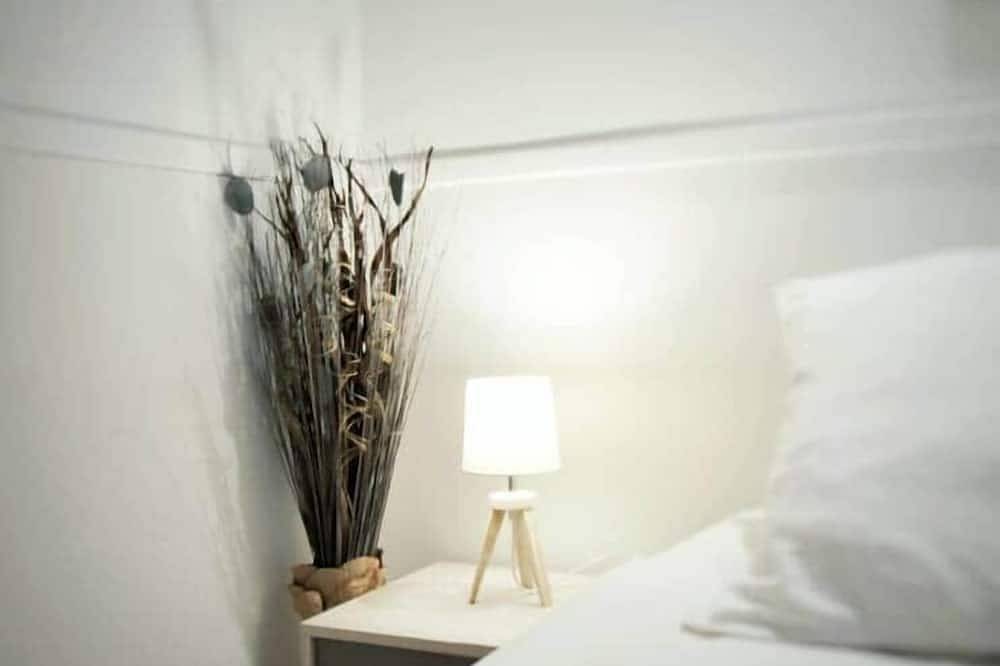Ganze Wohnung, Studio Sydney, | Charmant Studio avec balcon | Hyper centre in Cosne-Cours-sur-Loire, Loire-Tal