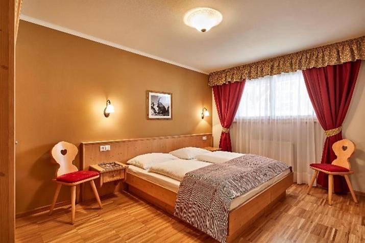 Ferienwohnung für 4 Personen, mit Terrasse und Ausblick, mit Haustier in Corvara in Badia - 4
