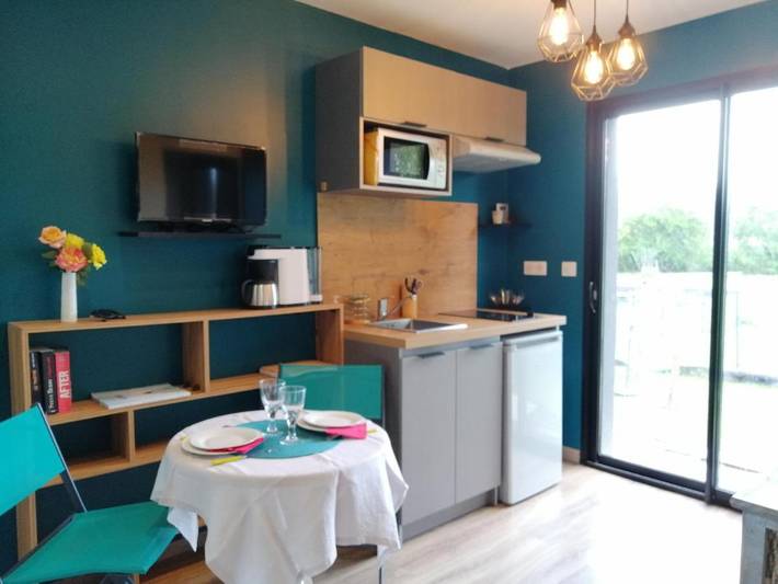 Gîte pour 2 personnes, avec terrasse et jardin à Laluque