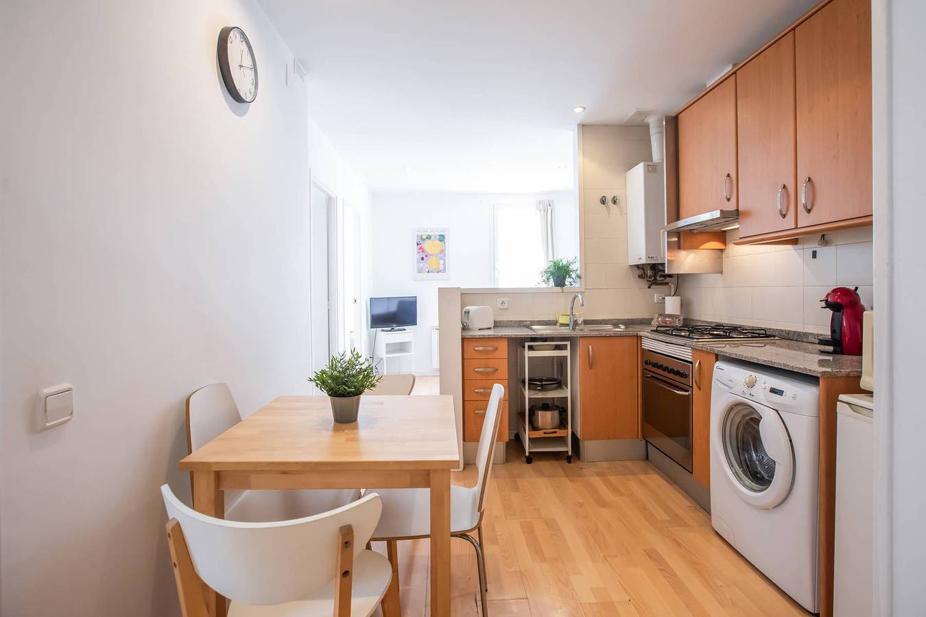 Geheel appartement, 23Ptbg1090 - Beautiful 2br Apartment near Sants in Barcelona Centre, Barcelona
